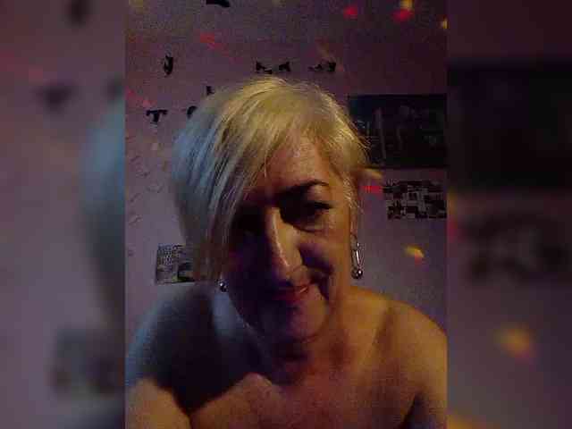 DearLady webcam