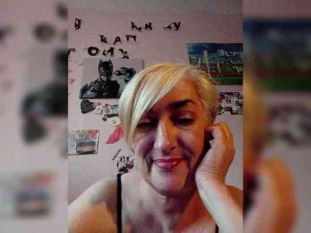 DearLady webcam