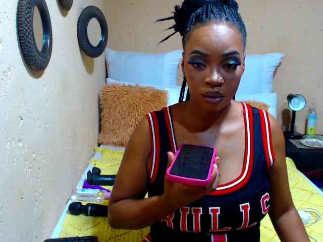 NughtySquirtAngel01 webcam