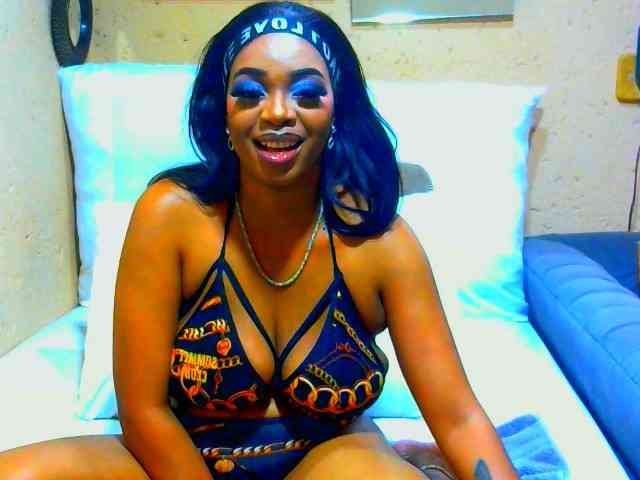 NughtySquirtAngel01 webcam