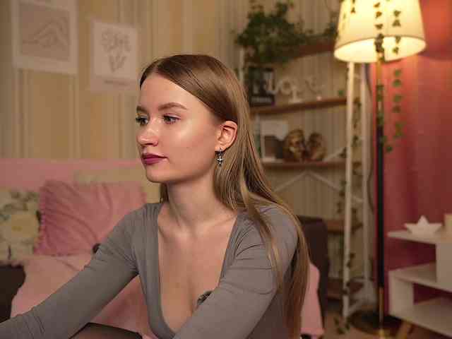 Модель: IsabellaTorrance
