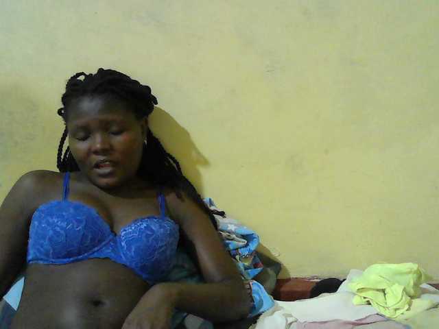 sexy-jenny's BongaCams show and profile