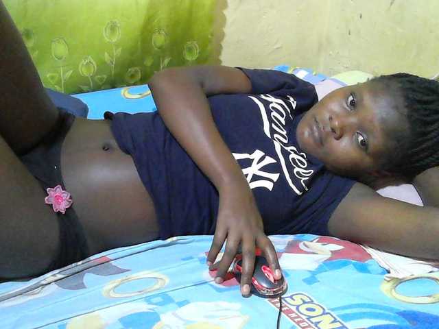 sexy-jenny's BongaCams show and profile