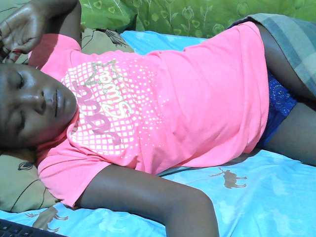 sexy-jenny's BongaCams show and profile