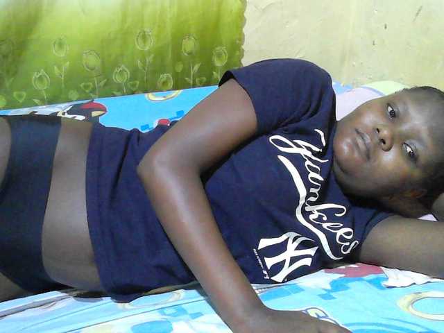 sexy-jenny's BongaCams show and profile