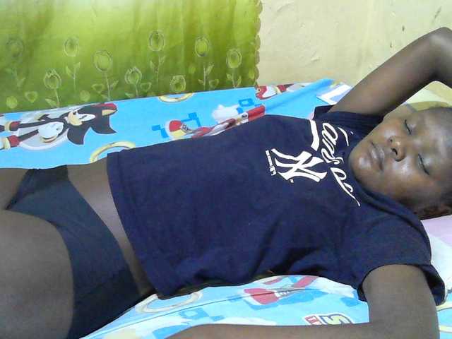 sexy-jenny's BongaCams show and profile