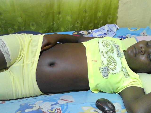 sexy-jenny's BongaCams show and profile