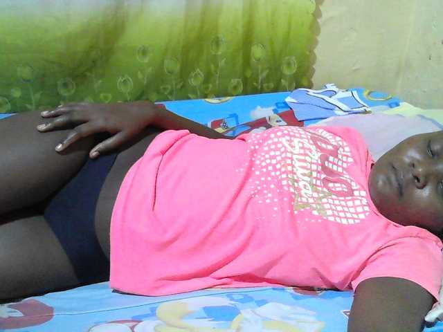 sexy-jenny's BongaCams show and profile