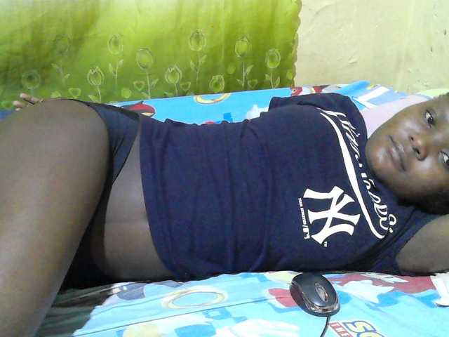 sexy-jenny's BongaCams show and profile