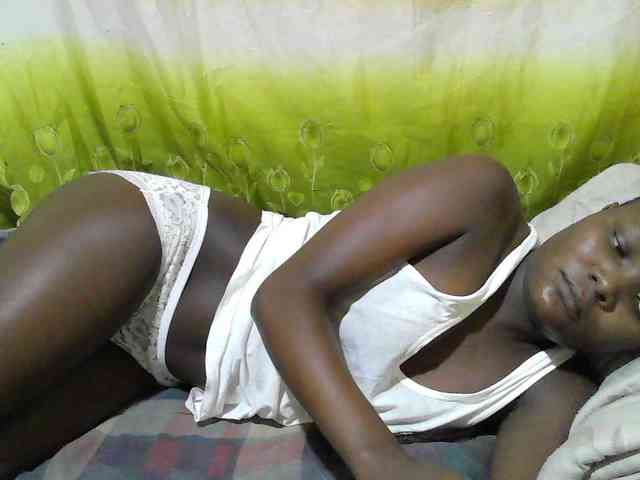 sexy-jenny Live Webcam on BongaCams