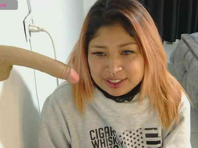Ashly69 webcam