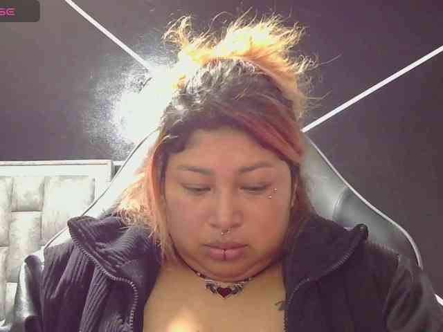 Ashly69 webcam