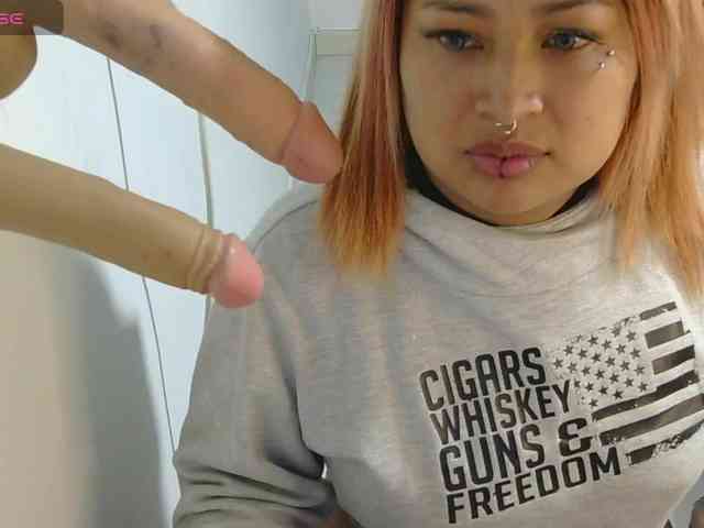 Ashly69 webcam