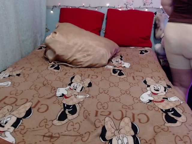 Dilfina's BongaCams show and profile