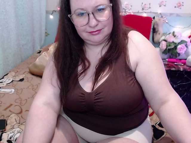 Dilfina's BongaCams show and profile