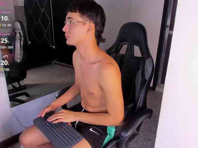 hot-boy4