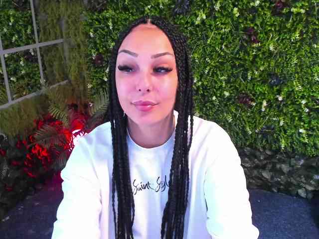 Diamond-naughty webcam