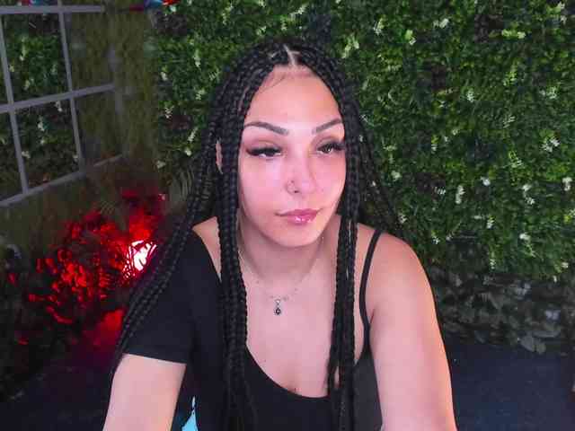 Diamond-naughty webcam