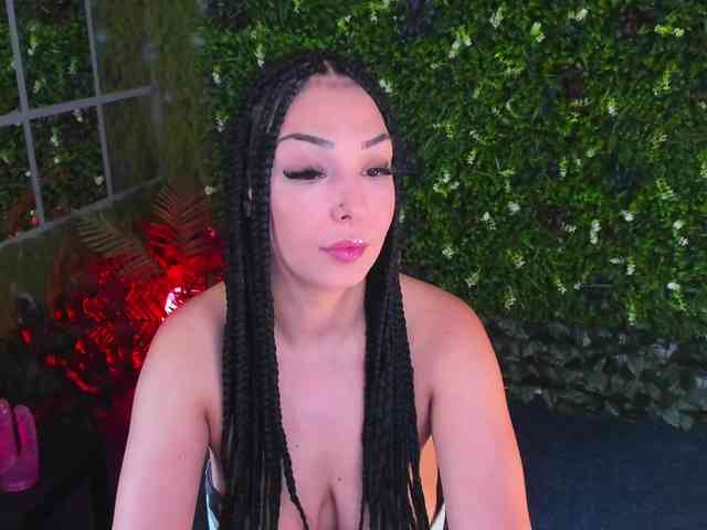 sexcam show Diamond-naughty