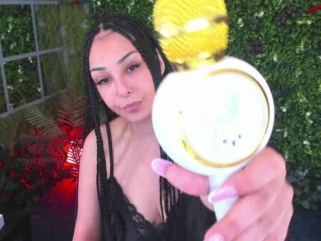 Diamond-naughty webcam