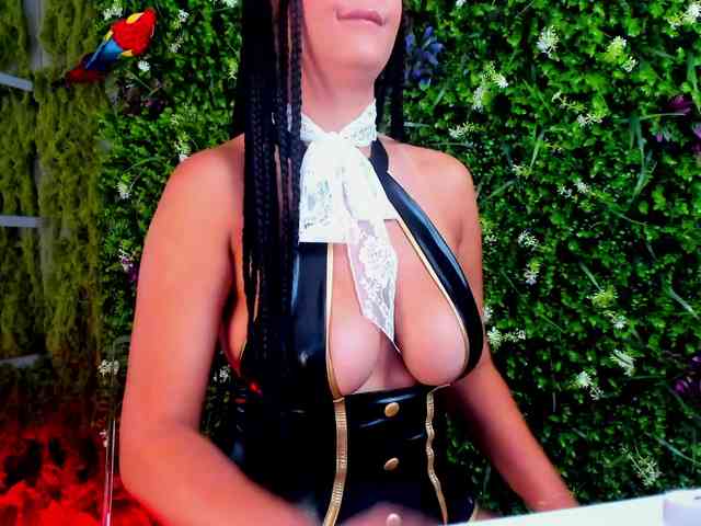 Diamond-naughty webcam