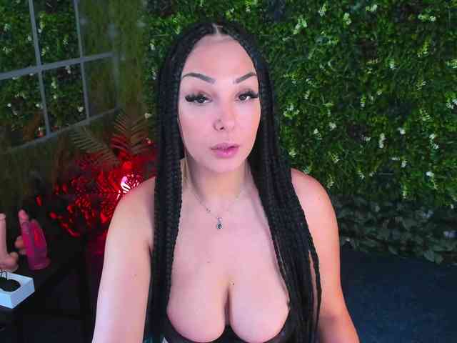 Diamond-naughty webcam