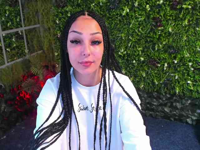 Diamond-naughty webcam