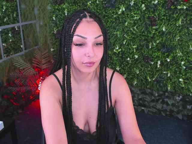 Diamond-naughty webcam