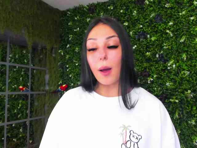 free webcam sex Diamond-naughty