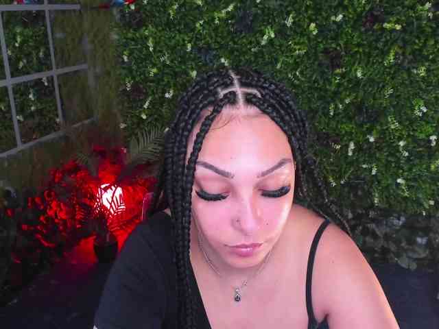 Diamond-naughty webcam