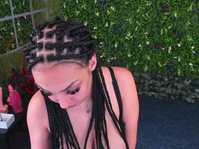 Diamond-naughty webcam