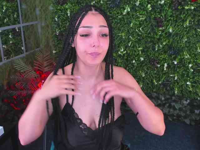 Diamond-naughty webcam