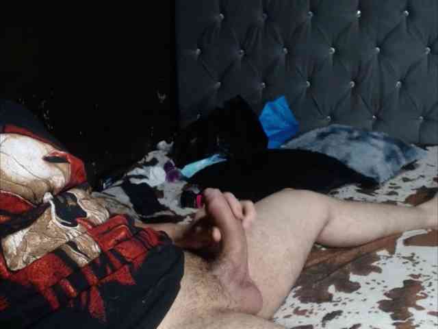 blackwolfwhitebee69 webcam
