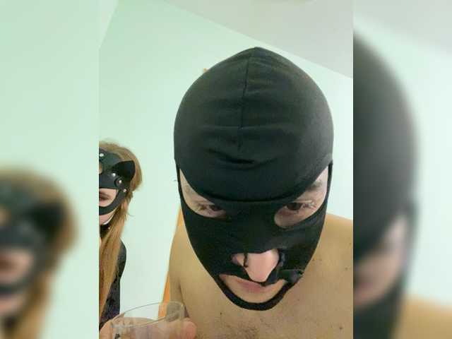 Xzibitzi from BongaCams