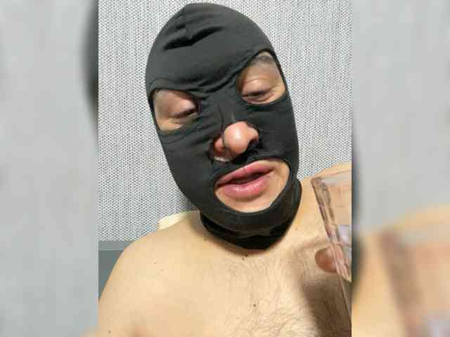 Xzibitzi Live Webcam on BongaCams