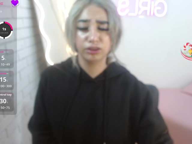  Malory-tay chat room