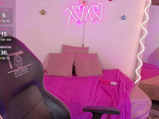 Malory-tay's BongaCams show and profile