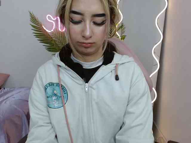 Malory-tay webcam