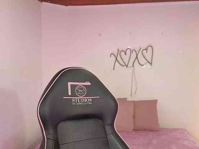 Malory-tay Malory-tay