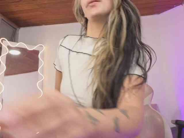 Malory-tay webcam