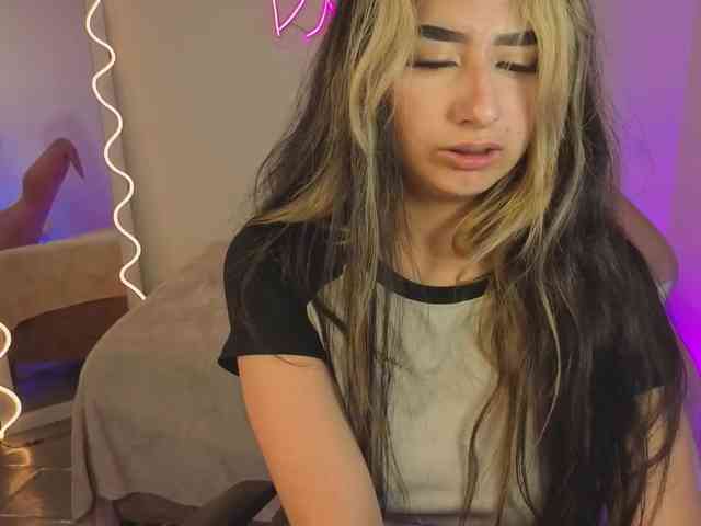 Malory-tay webcam