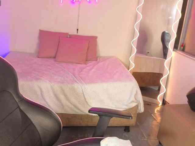 Malory-tay webcam