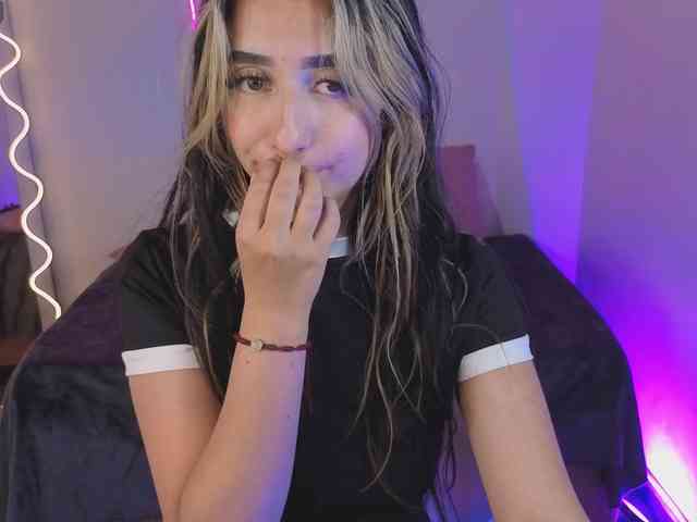 Malory-tay webcam