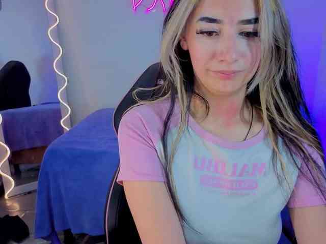 Malory-tay webcam