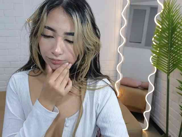 Malory-tay webcam