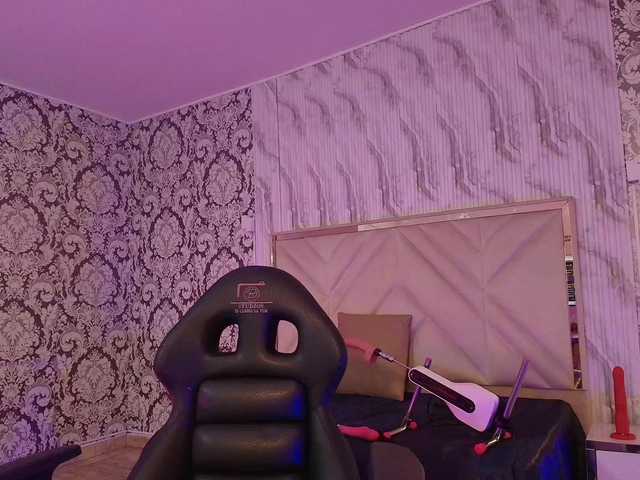 Issa-tay1's BongaCams show and profile