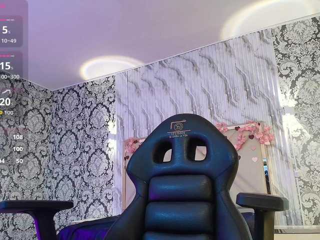 Issa-tay1's BongaCams show and profile