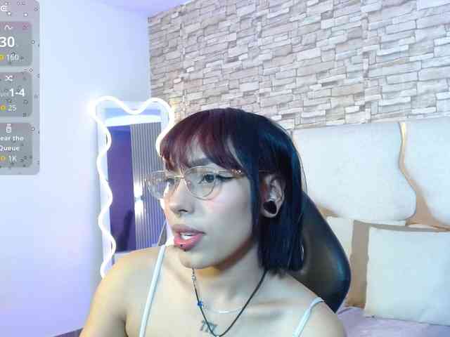 Issa-tay1 webcam