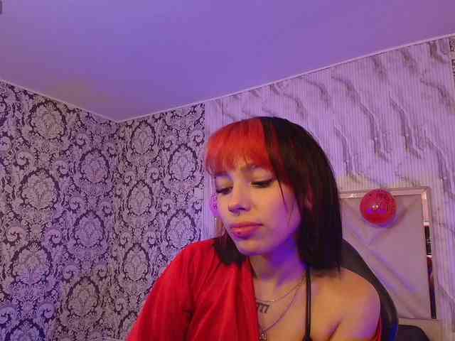 Issa-tay1 Live Webcam on BongaCams