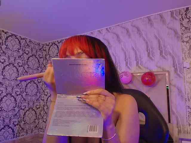 Issa-tay1 Live Webcam on BongaCams